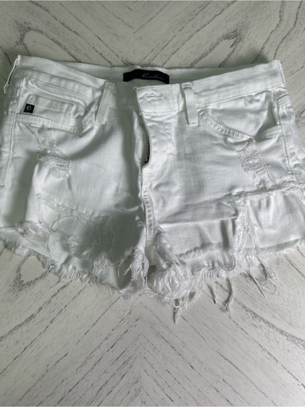 KanCan White Distressed Frayed Hem Jean Shorts